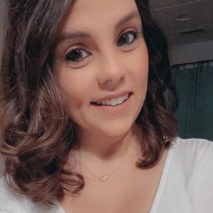 Meet your Posher, Holly